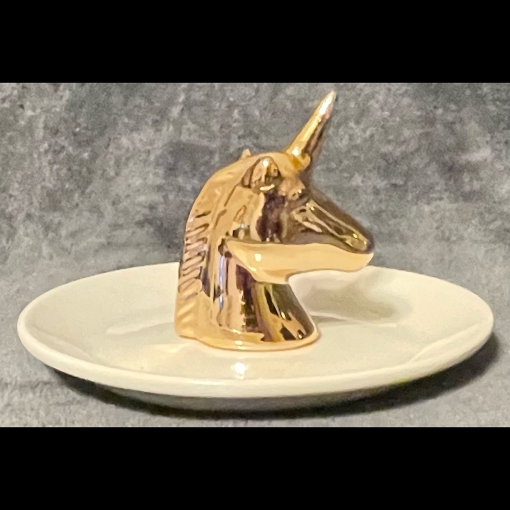 Isaac Jacobs Rose Gold Ceramic Unicorn Ring Holder Trinket Dish NWT.
